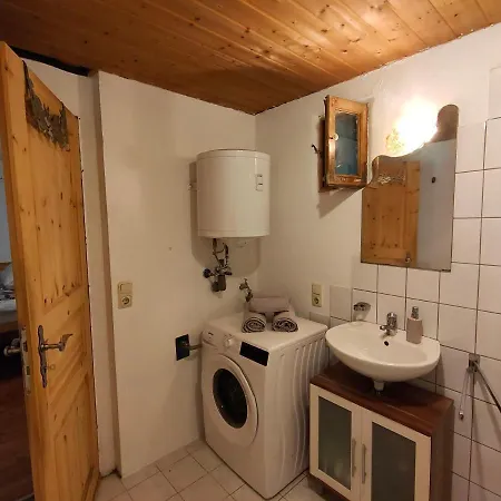 Gemuetliche Mit Kamin Und Garten Appartamento