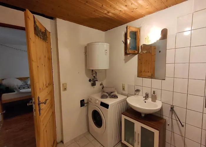 Gemuetliche Mit Kamin Und Garten Apartmán