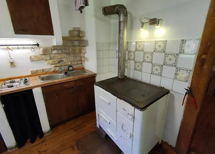 Gemuetliche Mit Kamin Und Garten *